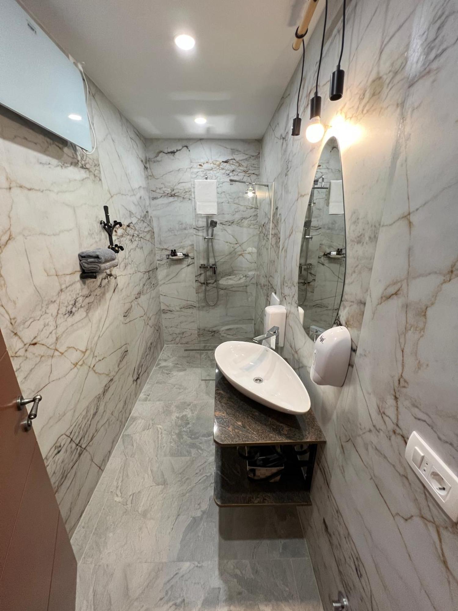 Prenociste-Sobe-Rooms-Aman Bihac Ngoại thất bức ảnh