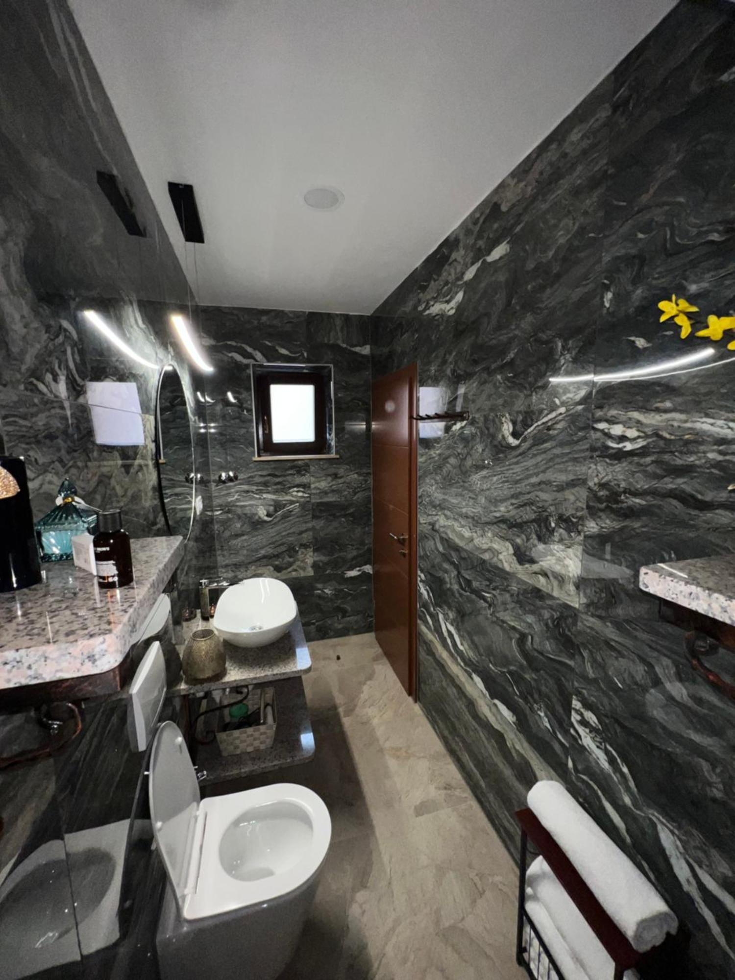 Prenociste-Sobe-Rooms-Aman Bihac Ngoại thất bức ảnh