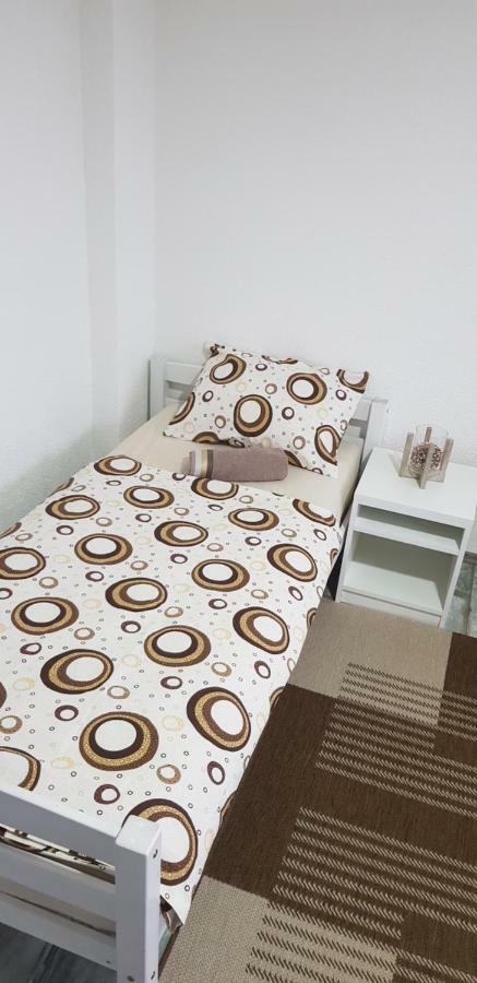 Prenociste-Sobe-Rooms-Aman Bihac Ngoại thất bức ảnh