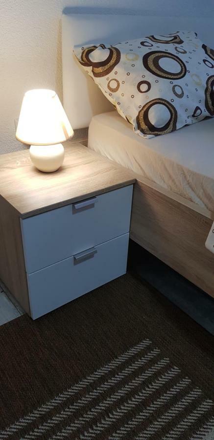 Prenociste-Sobe-Rooms-Aman Bihac Ngoại thất bức ảnh