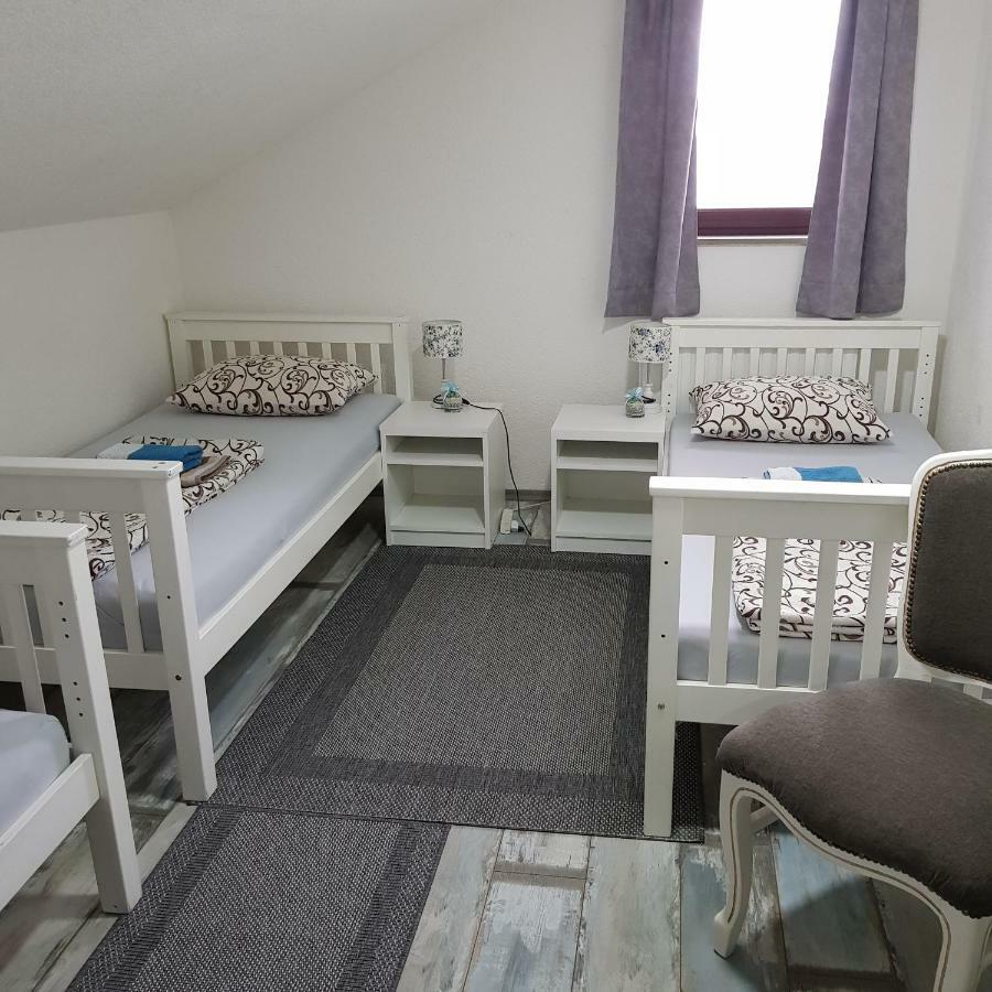 Prenociste-Sobe-Rooms-Aman Bihac Ngoại thất bức ảnh