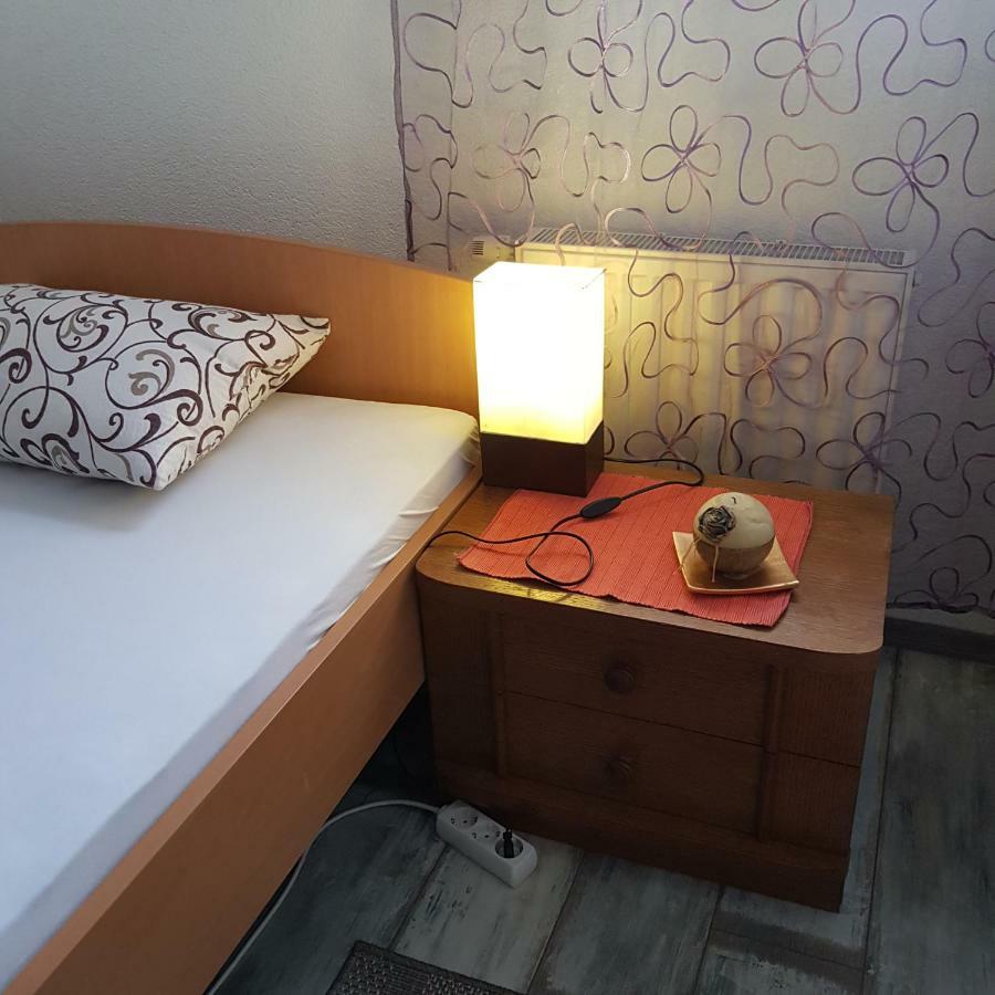 Prenociste-Sobe-Rooms-Aman Bihac Ngoại thất bức ảnh