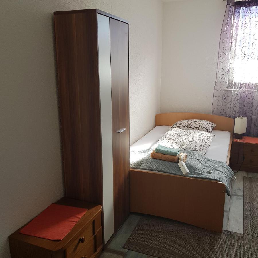 Prenociste-Sobe-Rooms-Aman Bihac Ngoại thất bức ảnh