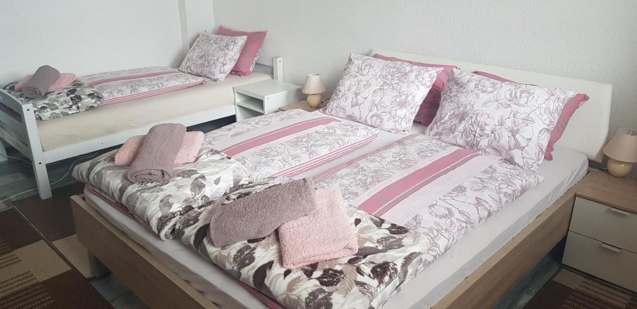 Prenociste-Sobe-Rooms-Aman Bihac Ngoại thất bức ảnh