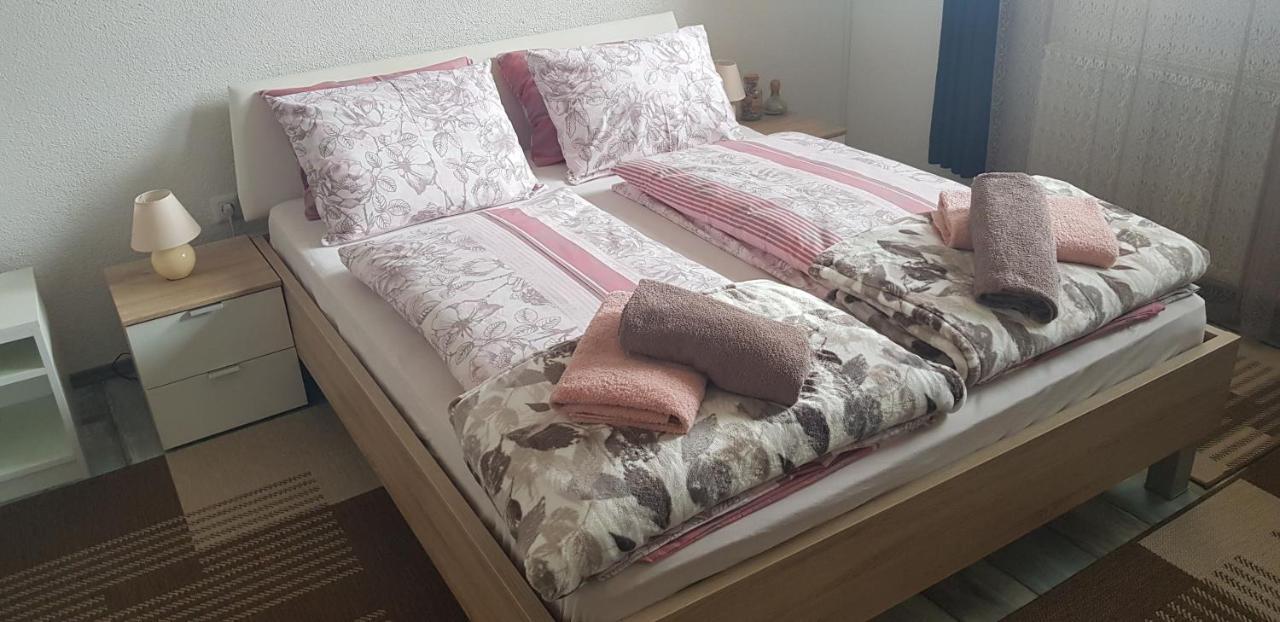 Prenociste-Sobe-Rooms-Aman Bihac Ngoại thất bức ảnh