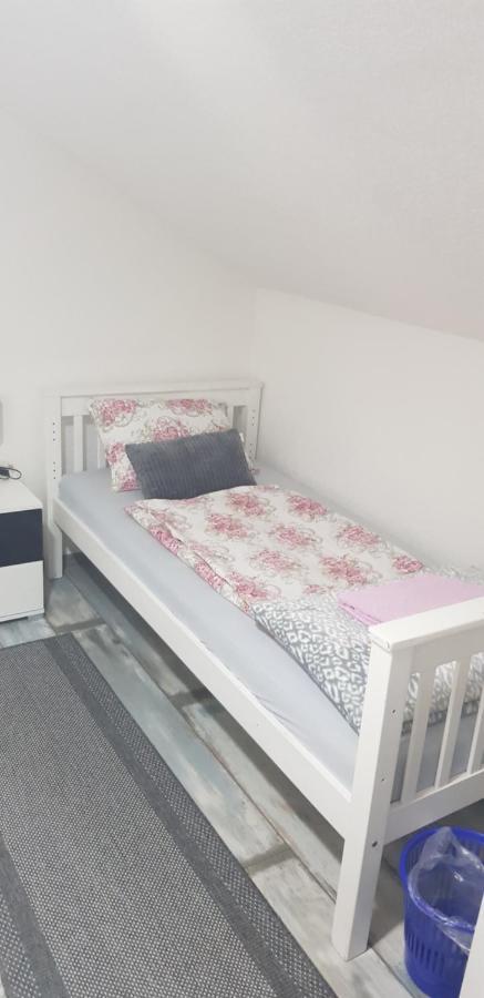 Prenociste-Sobe-Rooms-Aman Bihac Ngoại thất bức ảnh